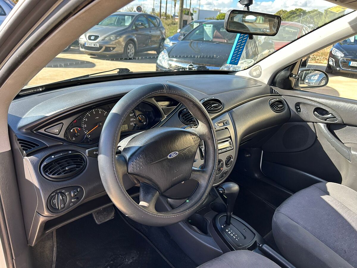 FORD FOCUS TREND ESTATE 1.6 AUTO SPANISH LHD IN SPAIN 0NLY 123000 MILES 2002